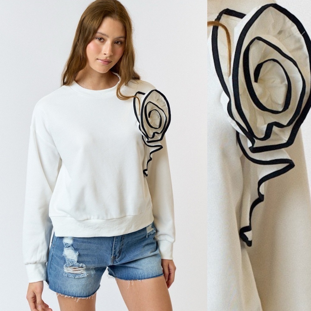 105. Luxury White Sweater Sweatshirt  with 3D Rose Detailing - New Boutique Item